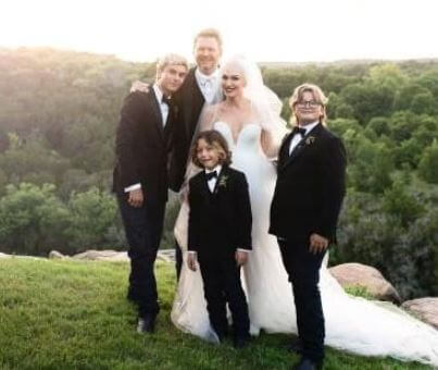 Apollo Bowie-Flynn Rossdale with his siblings on the wedding of their mother Gwen Stefani.